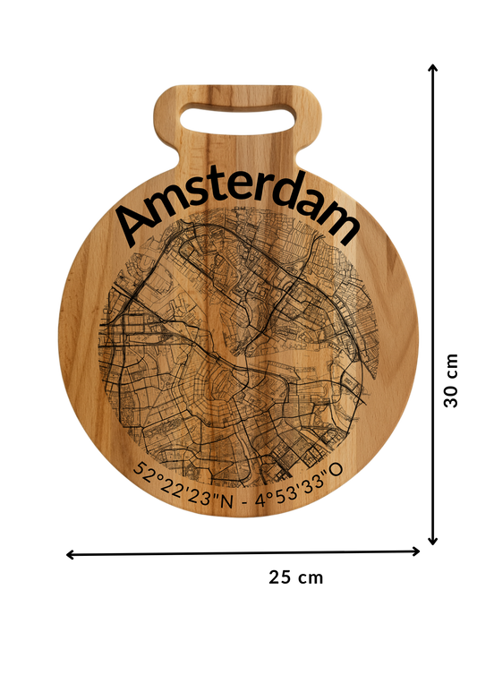 Snijplank Amsterdam Rond – Borrelplank van Beukenhout met Gravure Stadsplattegrond – Oakman Objects