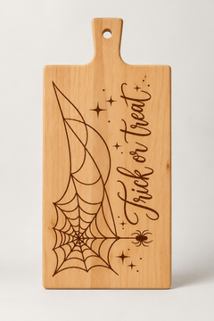 Borrelplank met spinnenweb gravure | Gegraveerd Halloweencadeau