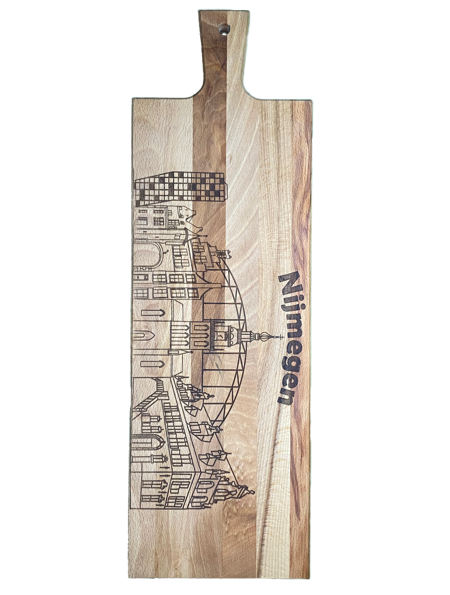 Borrelplank met skyline Nijmegen gegraveerd in hout
Houten borrelplank cadeau met skyline Nijmegen
Detailfoto gegraveerde skyline op houten plank
