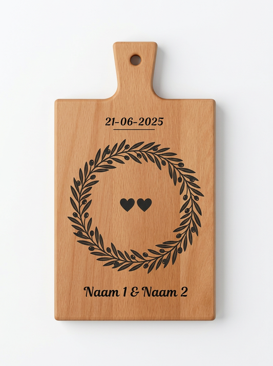 Gepersonaliseerde borrelplank met olijftakken gravure
