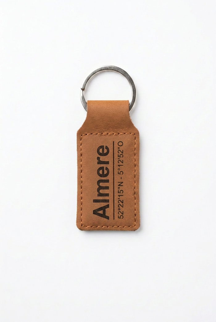 Leren sleutelhanger Almere - Handgemaakt persoonlijk cadeau