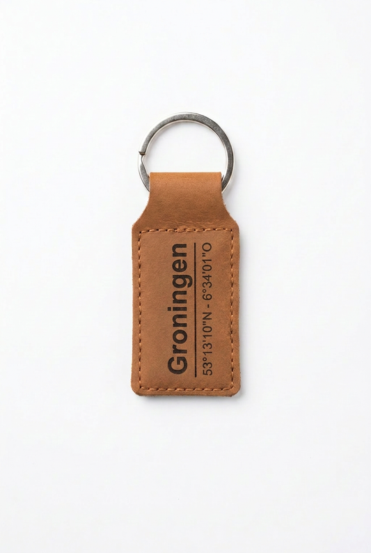 Leren sleutelhanger Groningen met coördinaten - OakMan Objects