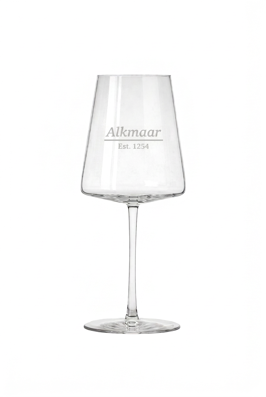 Gegraveerd wijnglas Alkmaar met Stadsnaam en Stadsoprichting - Gepersonaliseerd cadeau