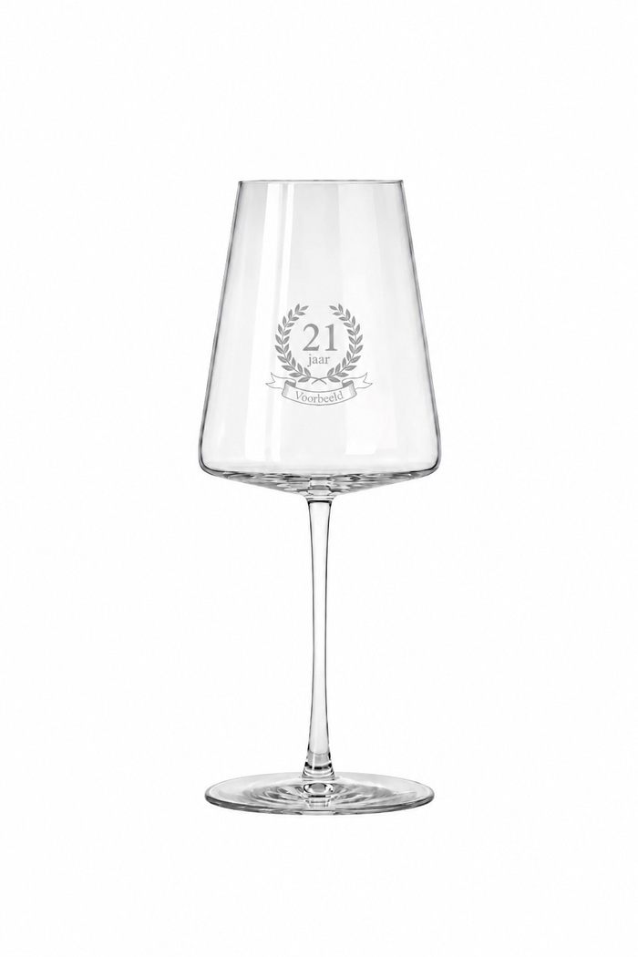 Gegraveerd wijnglas 21e verjaardag met naam | 52 cl