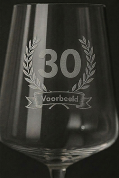 Gegraveerd wijnglas Met Naam 30 Tijdloos Cadeau 52 Cl met naam - Gepersonaliseerd cadeau