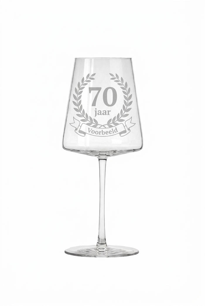 Gegraveerd wijnglas 70e verjaardag met naam - 52 cl