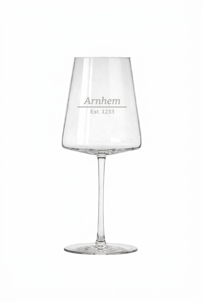 Gegraveerd wijnglas Arnhem met datum stadsrechten - Uniek cadeau - 52 cl