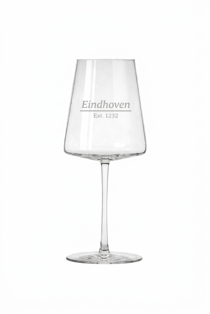Gegraveerd wijnglas Eindhoven met datum stadsrechten - Uniek cadeau - 52 cl