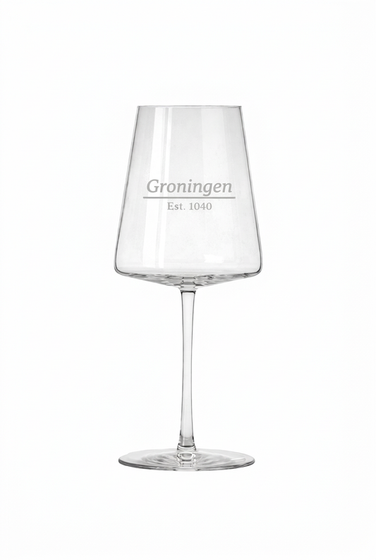 Gegraveerd wijnglas Groningen met stadsrechten datum - gepersonaliseerd cadeau 52 cl