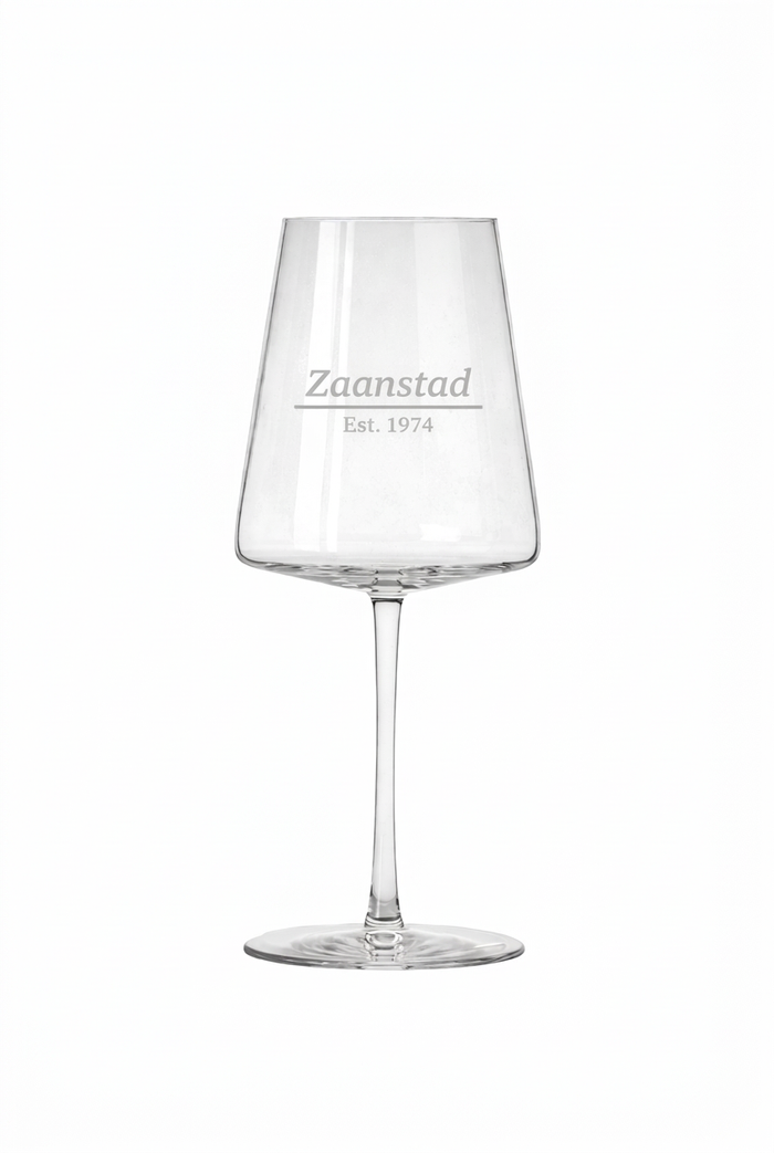 Gegraveerd wijnglas Zaanstad met datum stadsrechten - Uniek cadeau - 52 cl