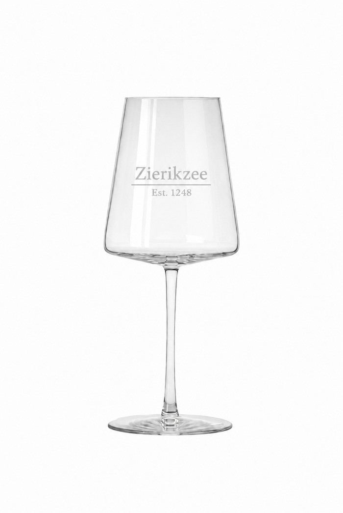 Gegraveerd wijnglas Zierikzee met oprichtingsjaar | Zeeuws cadeau